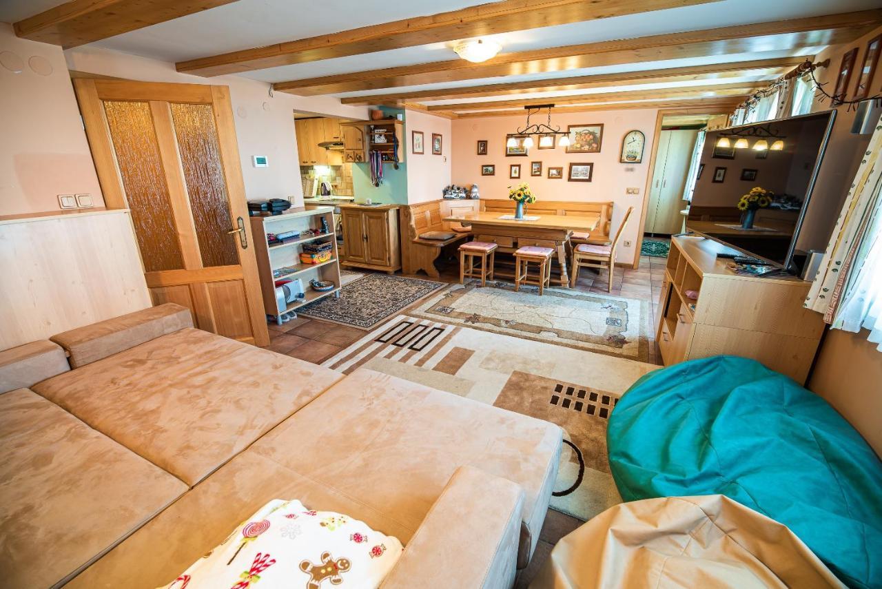 Apartments Zvoh, Krvavec, Ski-In, Ski-Out Церклье-на-Гореньскем Экстерьер фото