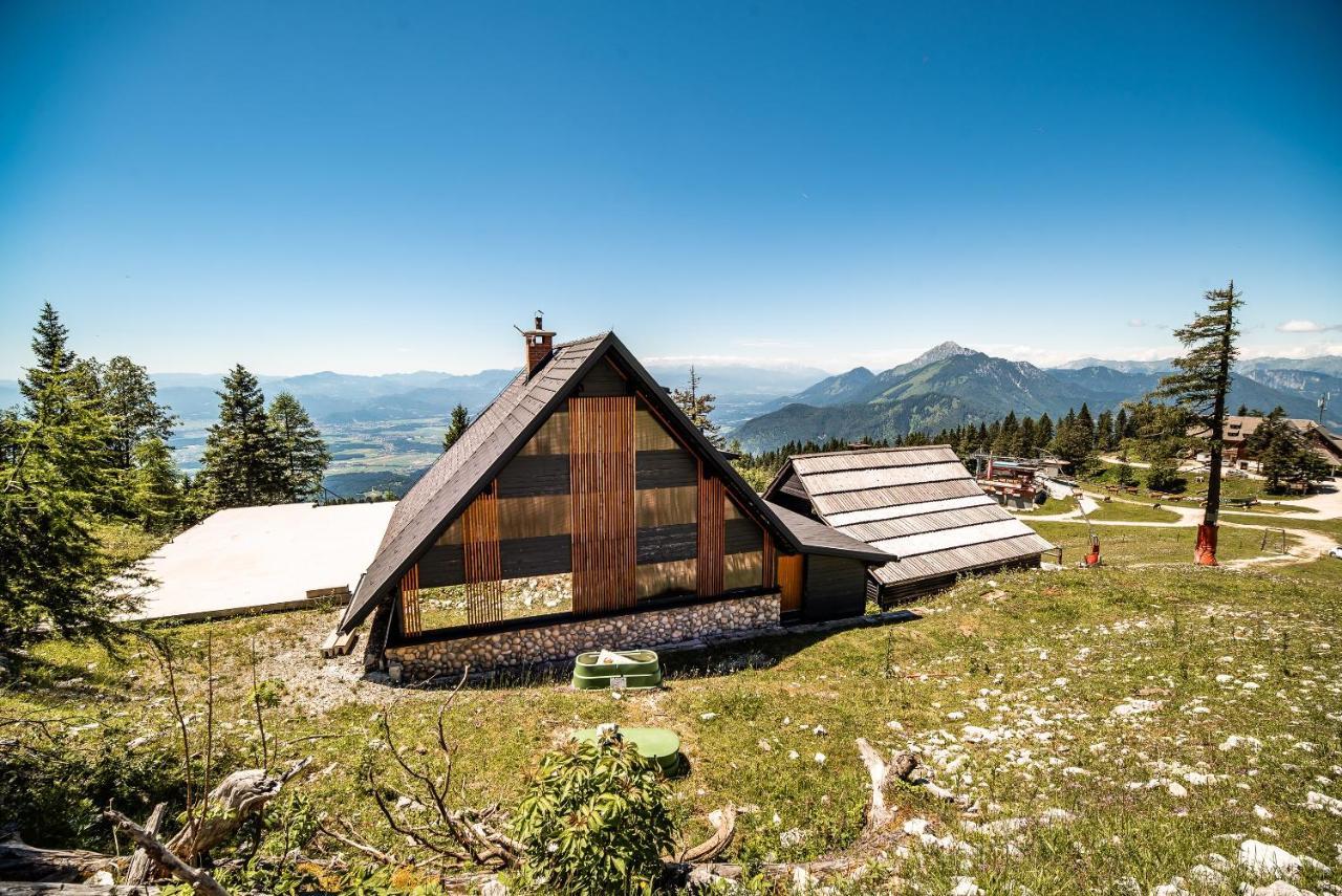 Apartments Zvoh, Krvavec, Ski-In, Ski-Out Церклье-на-Гореньскем Экстерьер фото