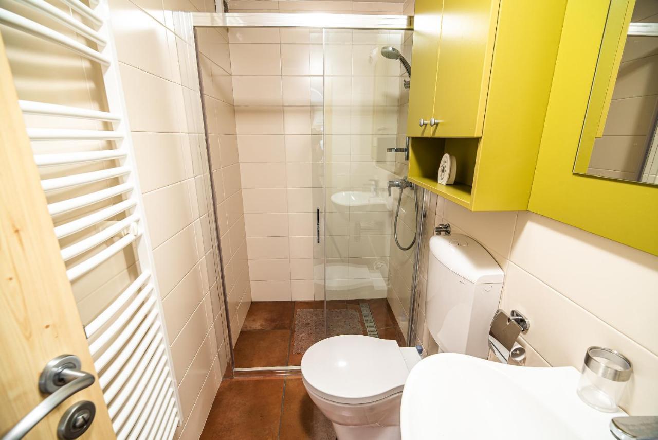 Apartments Zvoh, Krvavec, Ski-In, Ski-Out Церклье-на-Гореньскем Экстерьер фото