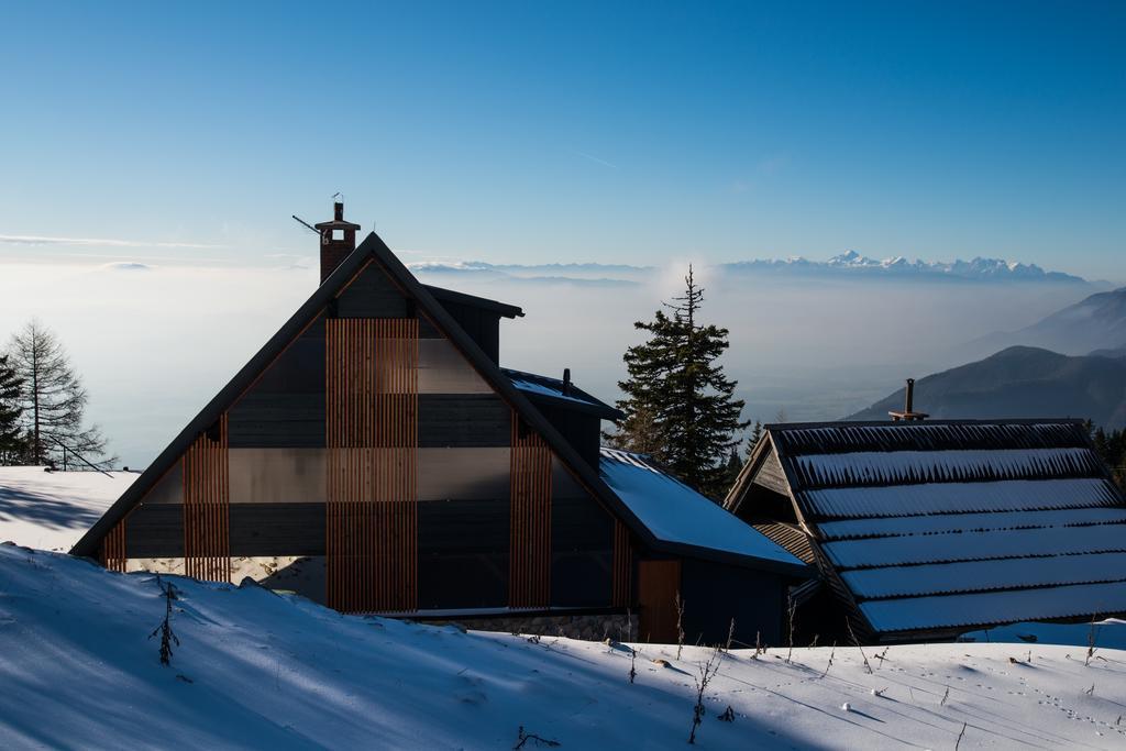Apartments Zvoh, Krvavec, Ski-In, Ski-Out Церклье-на-Гореньскем Экстерьер фото